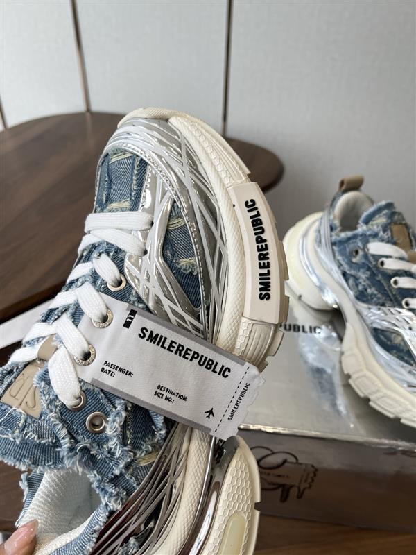 20251128103854481 370